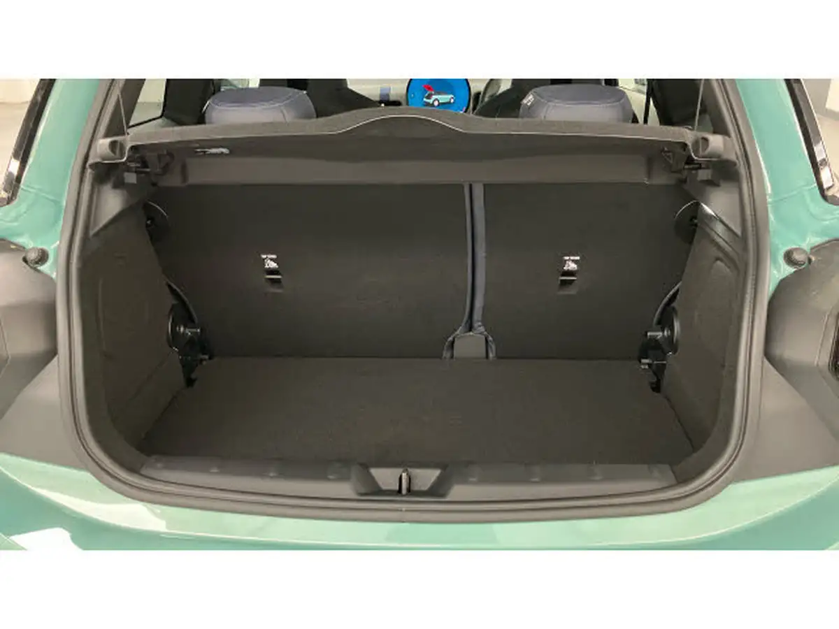2024-mini-cooper-15-cooper-c-exclusive-3d-big-12