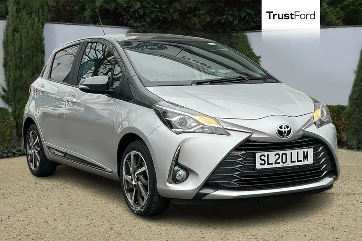 2020-toyota-yaris-15-vvt-i-y20-111bhp-1496cc-big-0
