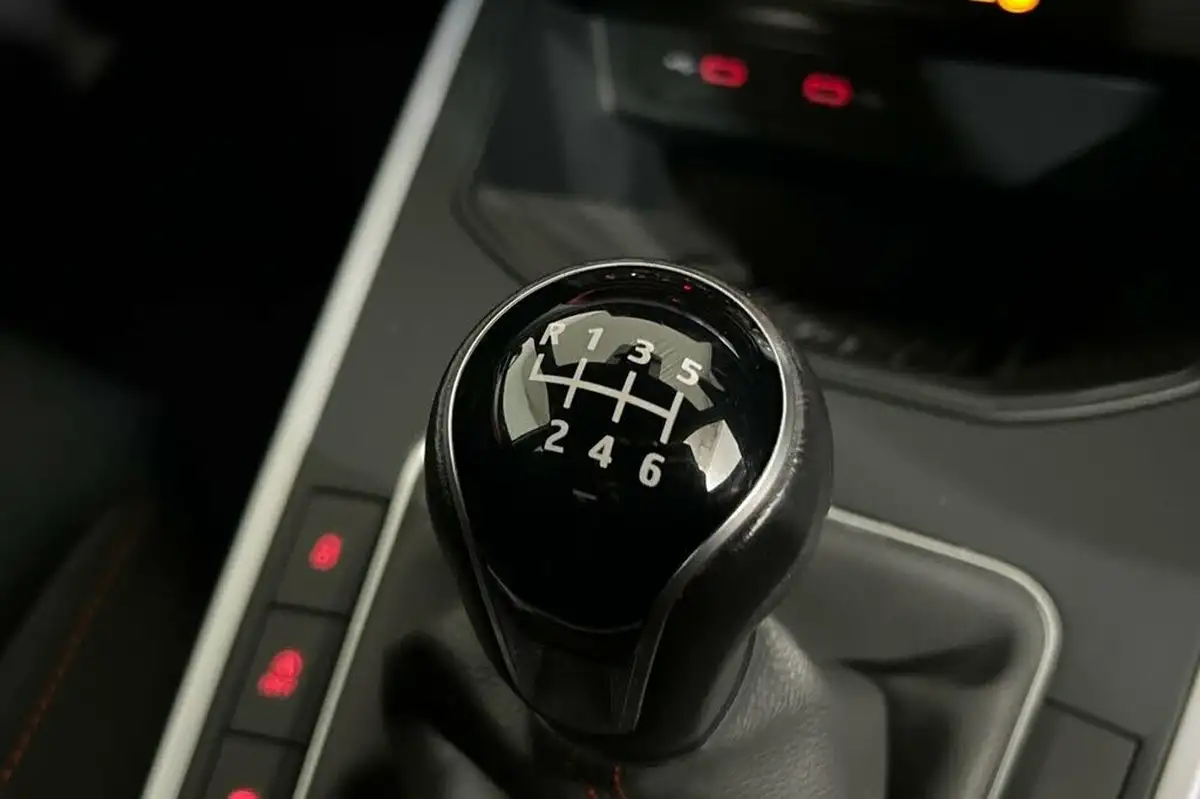 2022-seat-arona-10-tsi-fr-big-29