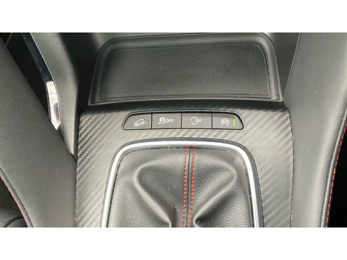 2022-mg-zs-suv-10t-gdi-exclusive-big-25
