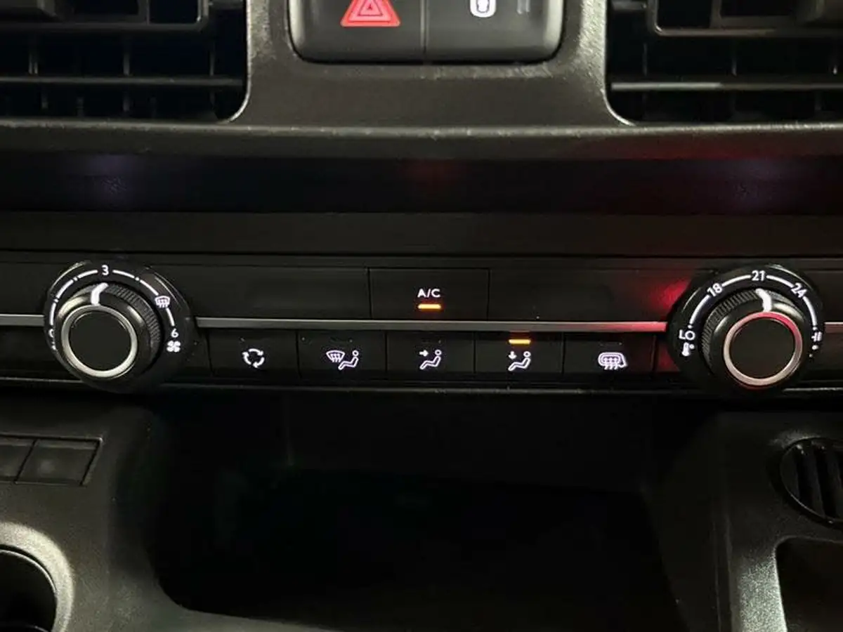 2021-citroen-berlingo-15bluehdi-650-enterprise-pro-big-26