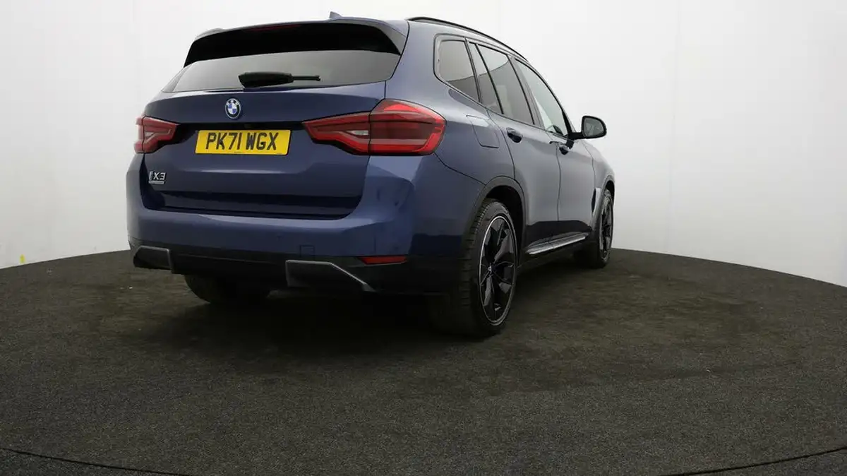 2021-bmw-ix3-e-premier-edition-big-75