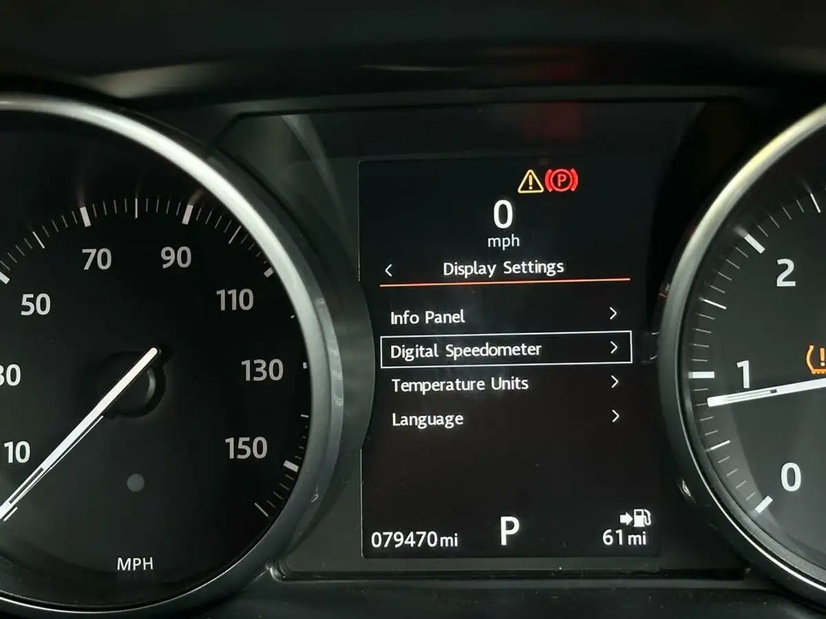 2017-land-rover-range-rover-evoque-20td4-se-tech-hatchback-5d-auto-big-75