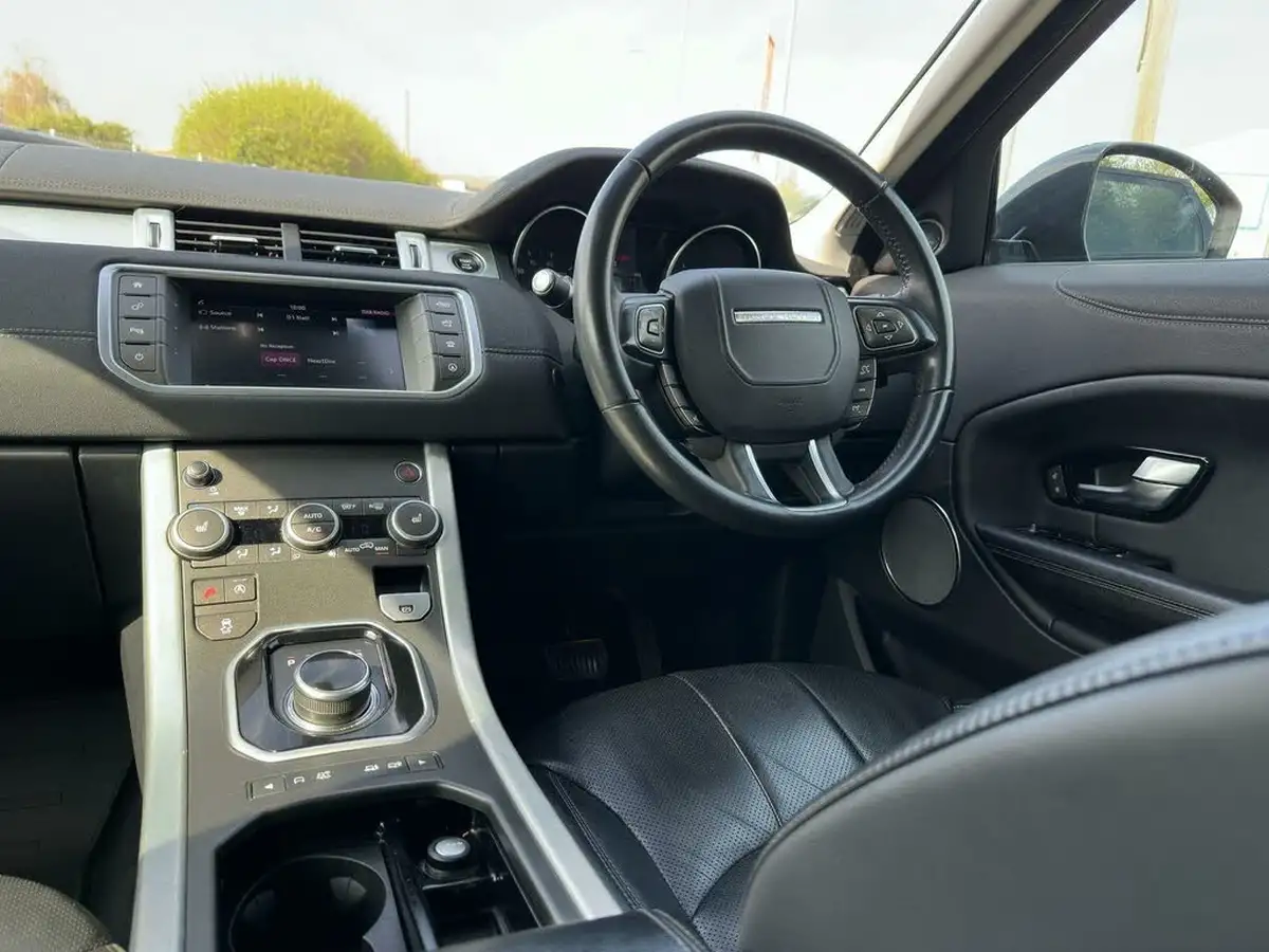 2017-land-rover-range-rover-evoque-20td4-se-tech-hatchback-5d-auto-big-23