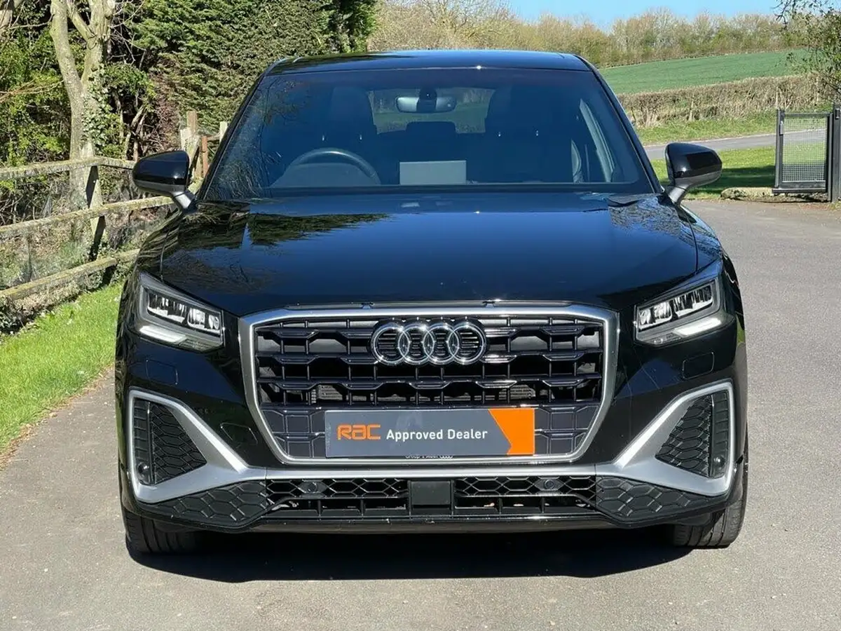 2021-audi-q2-15-35-tfsi-s-line-tronic-big-4