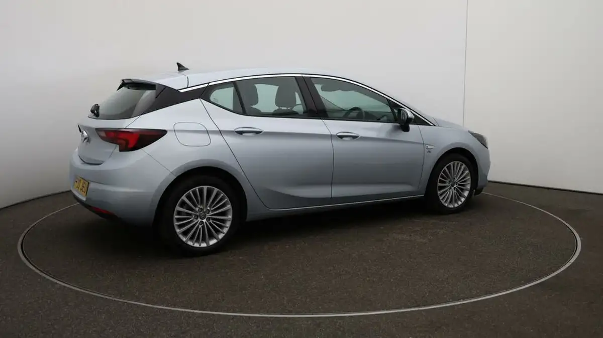 2020-vauxhall-astra-12-turbo-elite-nav-big-43