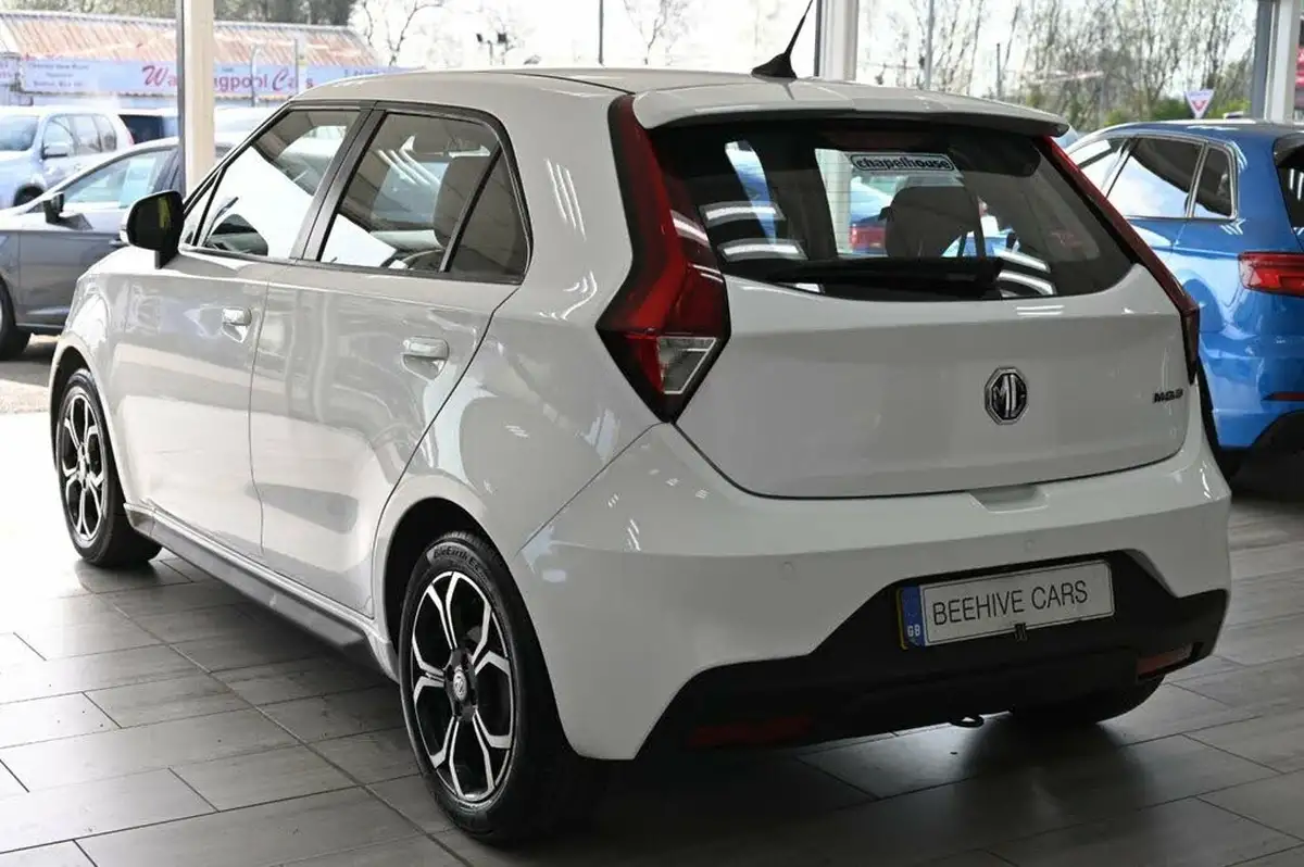 2020-mg-mg3-15-vti-tech-exclusive-ss-big-9