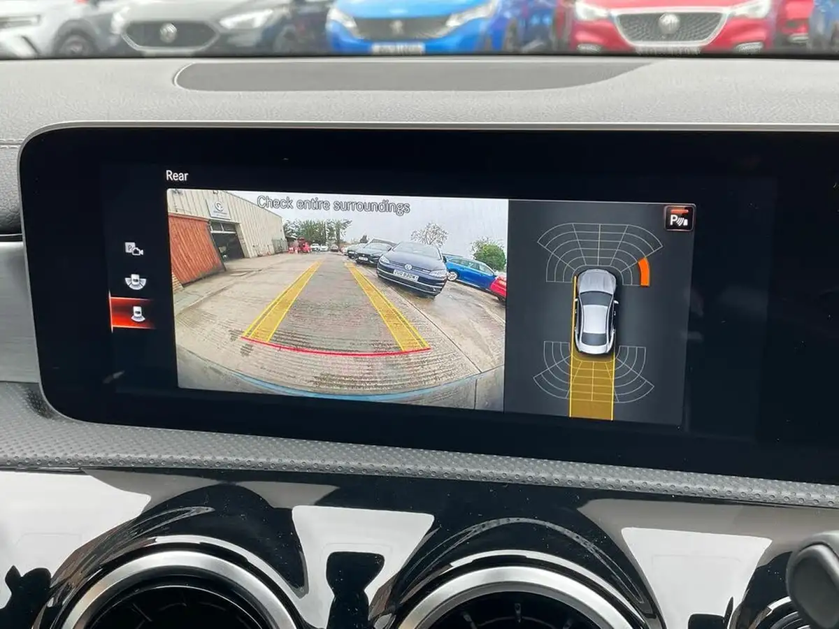 2019-mercedes-benz-cla-13-cla-180-amg-line-coupe-4d-big-26