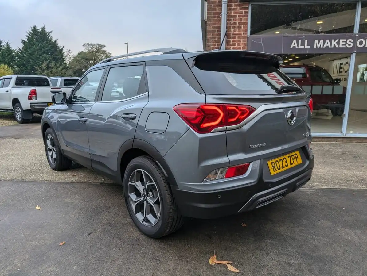 2023-kgm-ssangyong-korando-15-ventura-auto-big-2