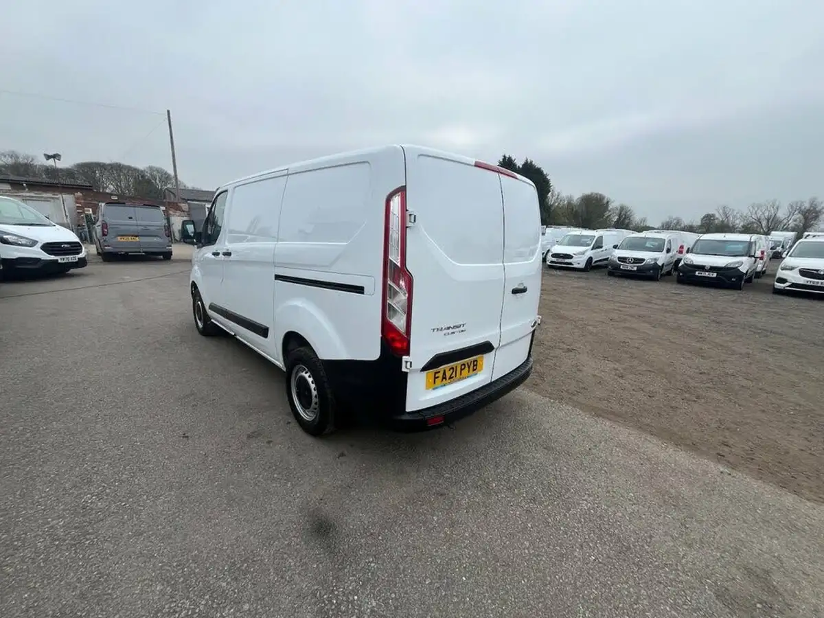 2021-ford-transit-custom-20tdci-300-l1h1-leader-130pseu6dt-panel-van-big-5