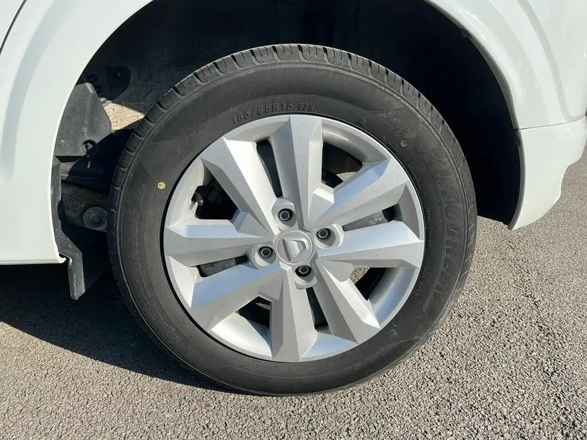 2022-dacia-sandero-10-sce-comfort-big-14