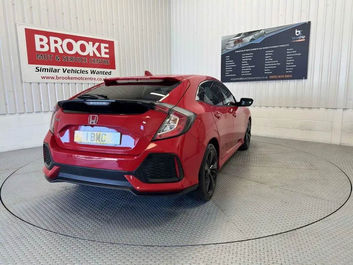 2019-honda-civic-10-vtec-turbo-sr-hatchback-5d-big-5