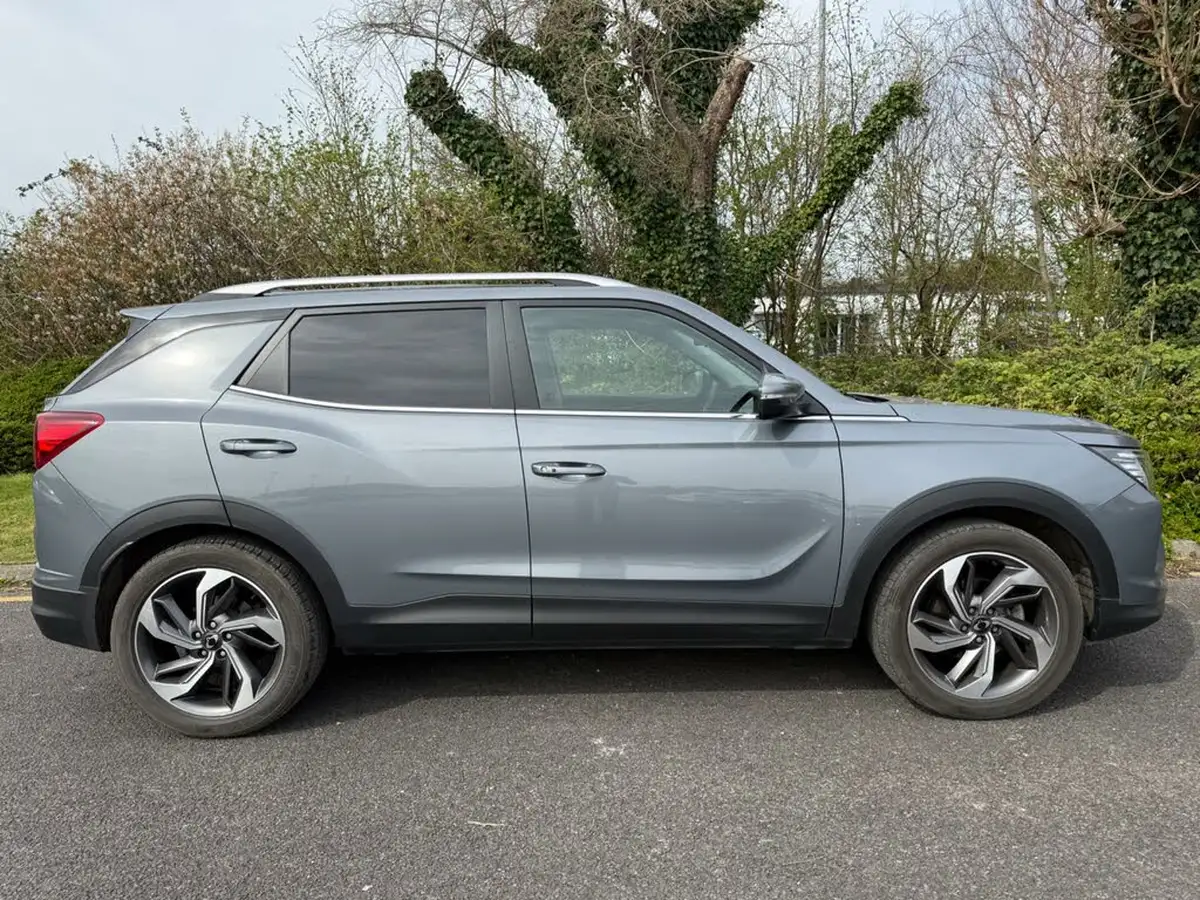 2022-kgm-ssangyong-korando-16td-ultimate-big-1