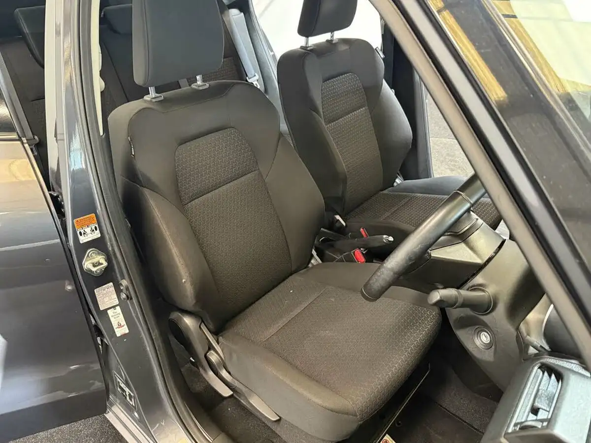 2021-suzuki-swift-12-dualjet-sz-l-big-10