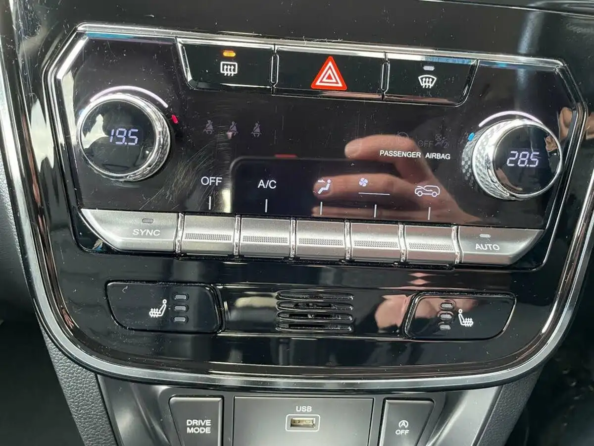 2021-kgm-ssangyong-tivoli-15-ultimate-auto-big-35