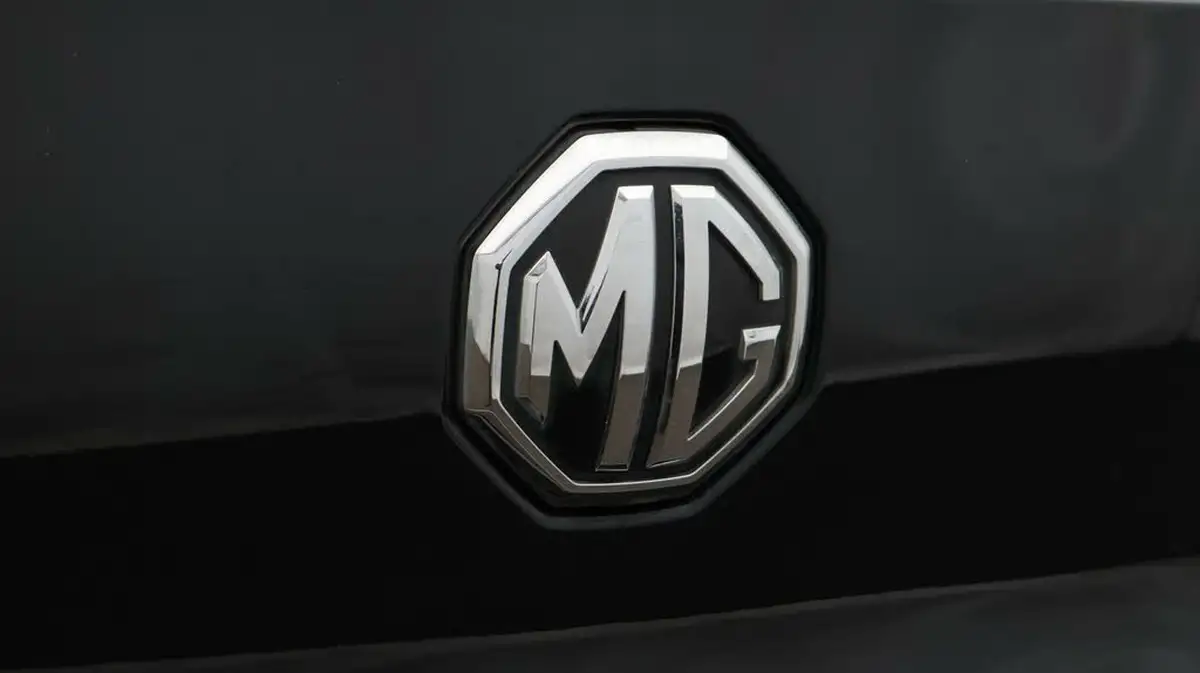 2021-mg-zs-suv-10t-gdi-exclusive-big-22