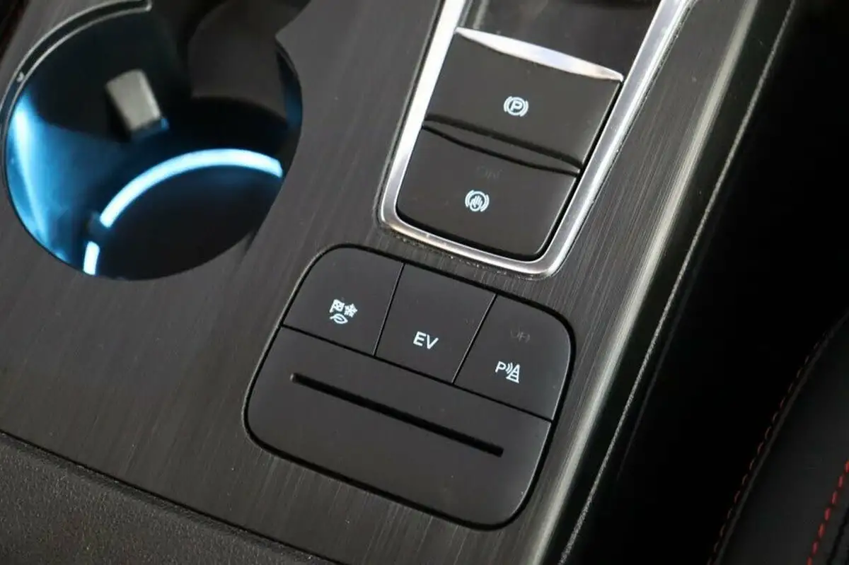2022-ford-kuga-25t-st-line-x-edition-225ps-phev-big-37