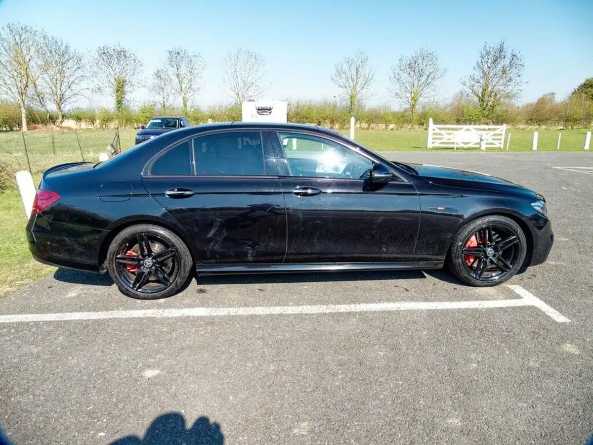 2017-mercedes-benz-e-class-30-e43-amg-premium-plusss-saloon-4d-big-23