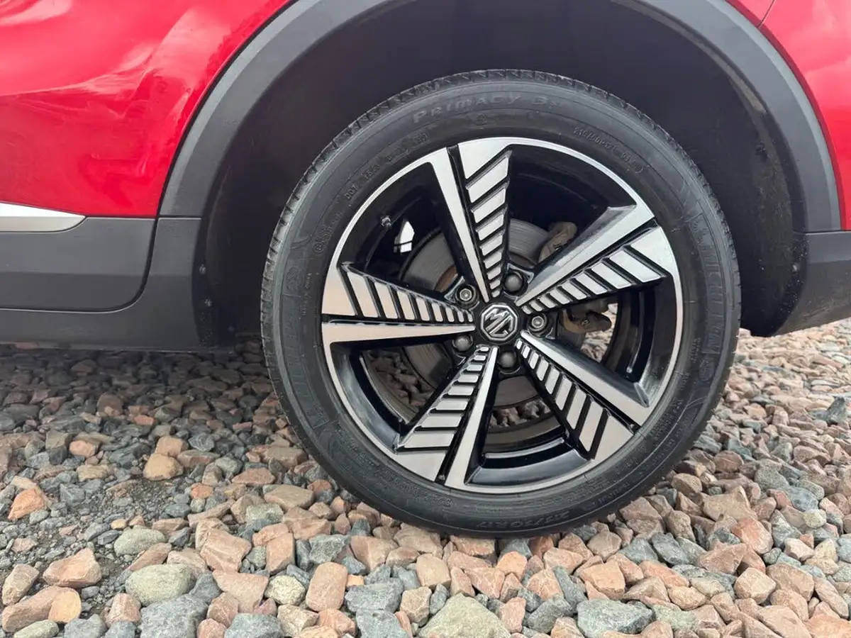 2020-mg-zs-suv-e-exclusive-ev-big-27
