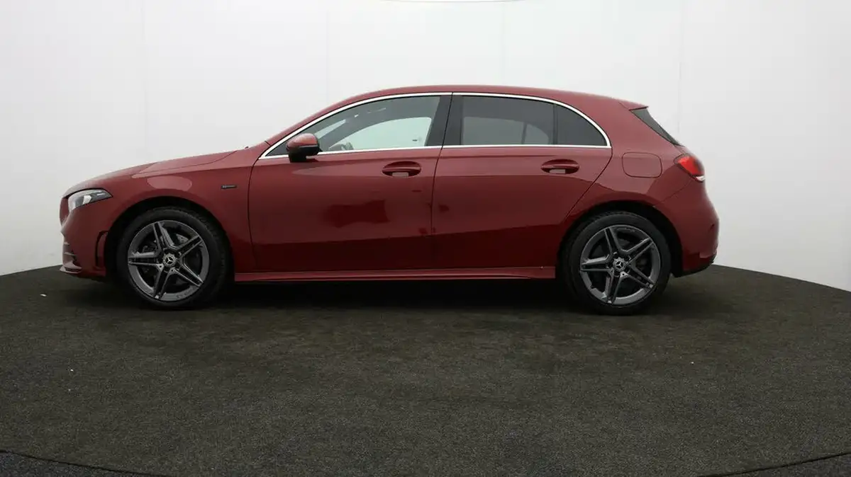 2021-mercedes-benz-a-class-13-a250e-amg-line-hatchback-5d-big-3