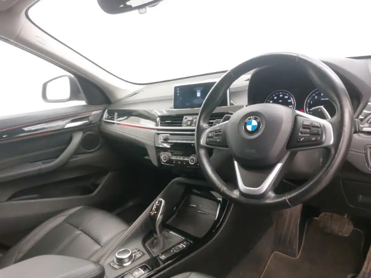 2019-bmw-x1-big-18