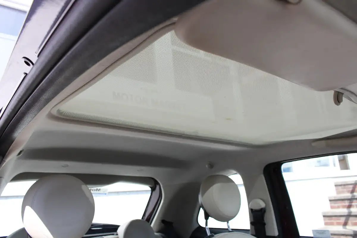 2016-fiat-500-12-lounge-dualogic-big-10