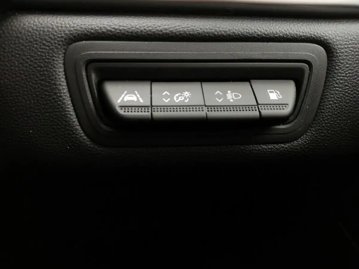 2023-renault-captur-16-techno-160ps-plug-in-big-16