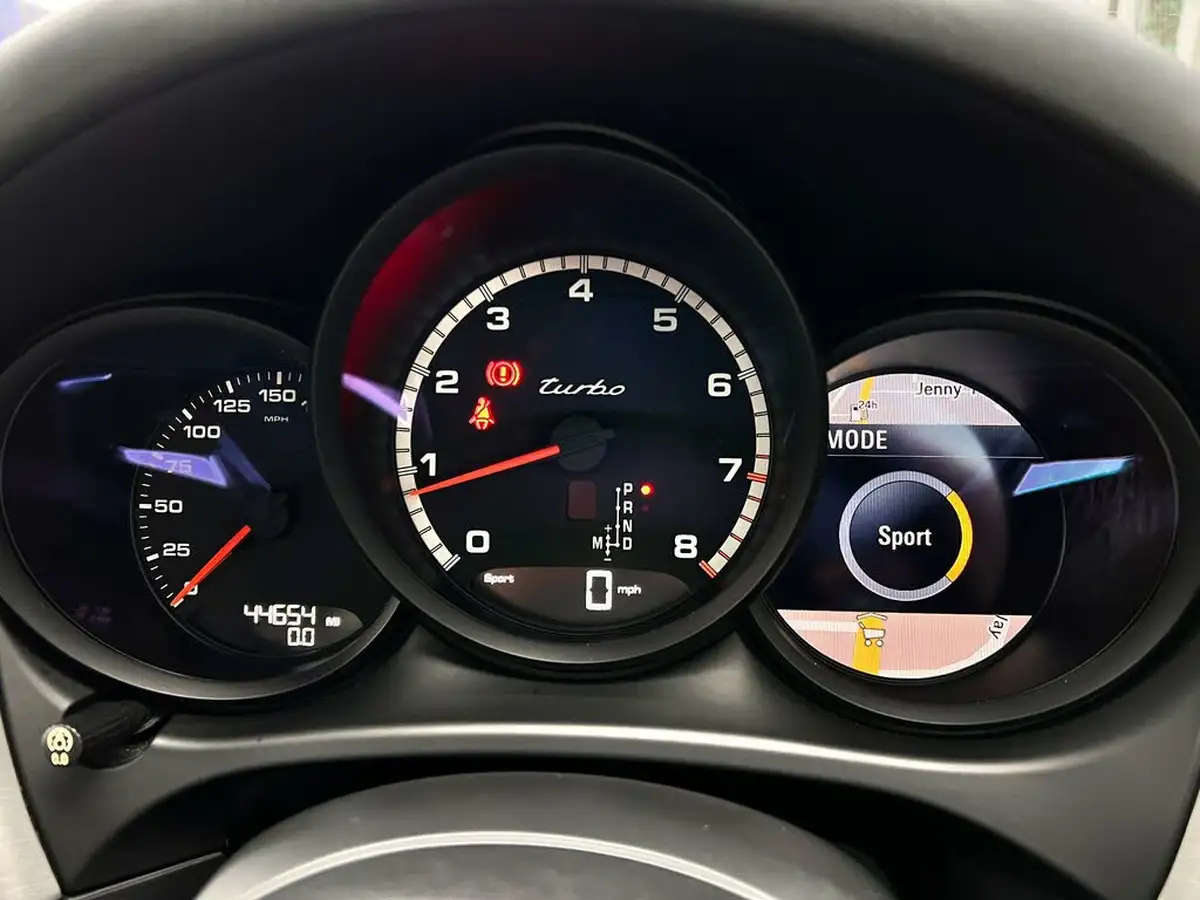 2019-porsche-macan-29-v6-turbo-big-49