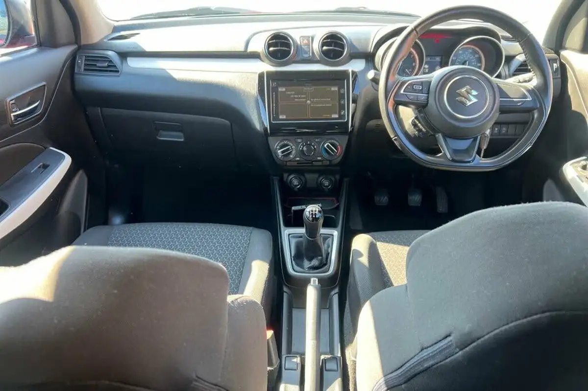 2020-suzuki-swift-12-dualjet-sz-t-90ps-1242cc-big-9