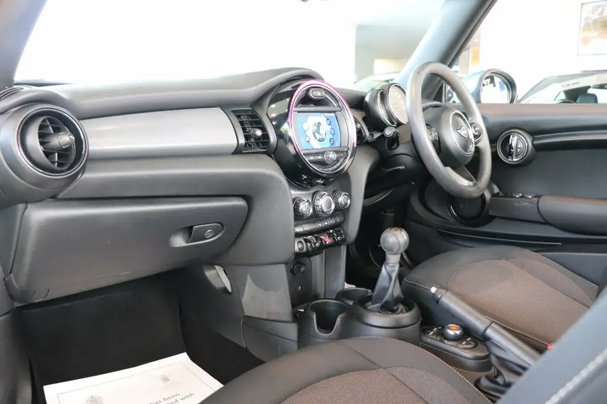 2018-mini-cooper-15-cooper-series-ii-ss-convertible-2d-big-3