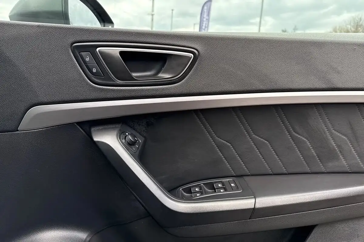 2021-seat-ateca-15-tsi-evo-fr-sport-dsg-big-17