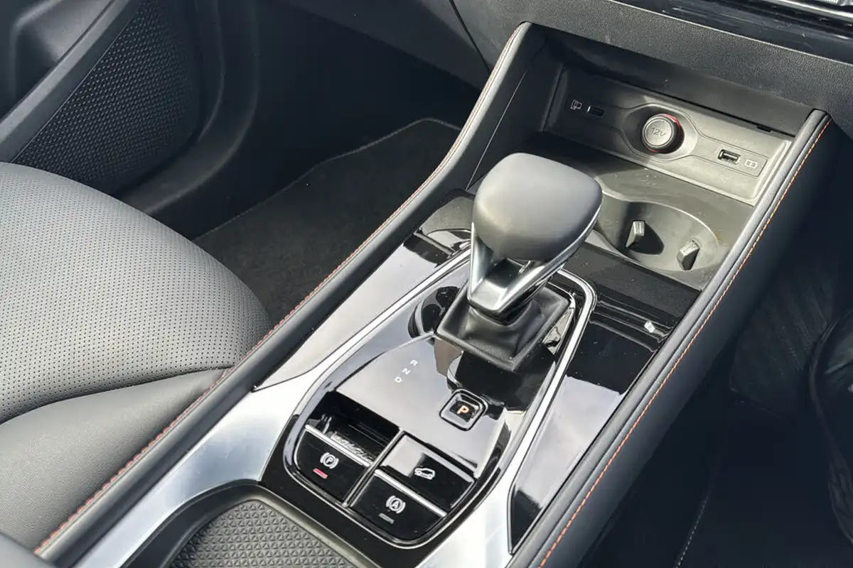 2024-mg-hs-15t-gdi-trophy-273ps-plug-in-hybrid-1496cc-auto-big-12