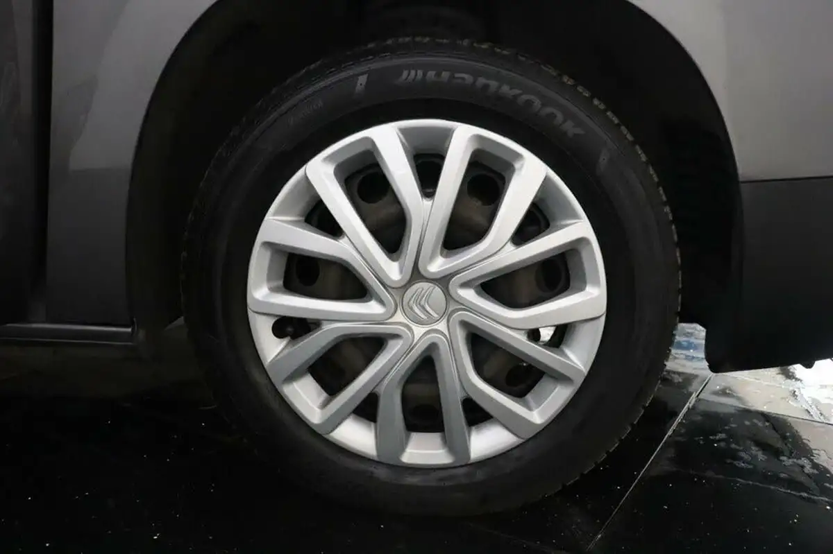 2019-citroen-berlingo-12-puretech-feel-m-size-big-33