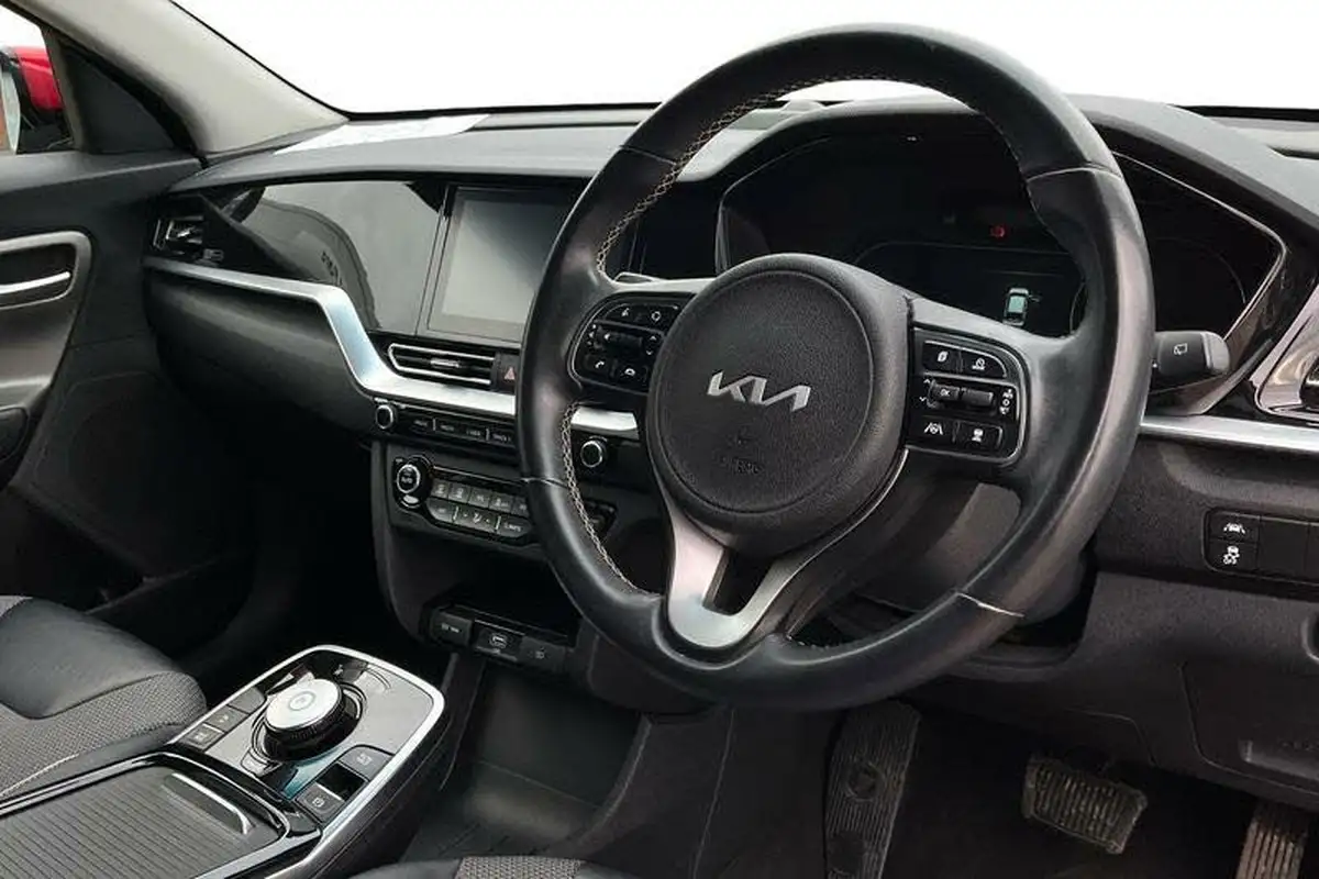 2022-kia-niro-ev-e-2-big-8