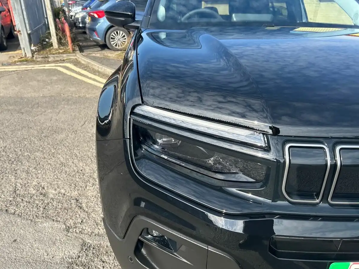 2025-jeep-avenger-e-summit-big-27