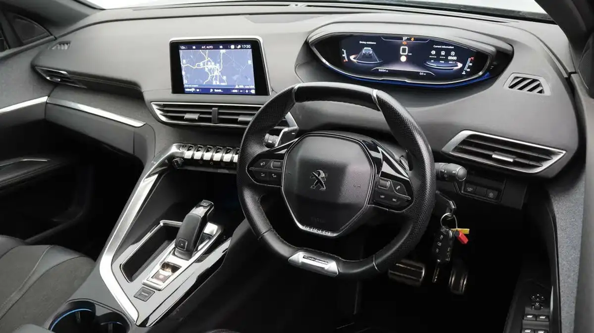 2018-peugeot-5008-suv-16-thp-gt-line-big-9