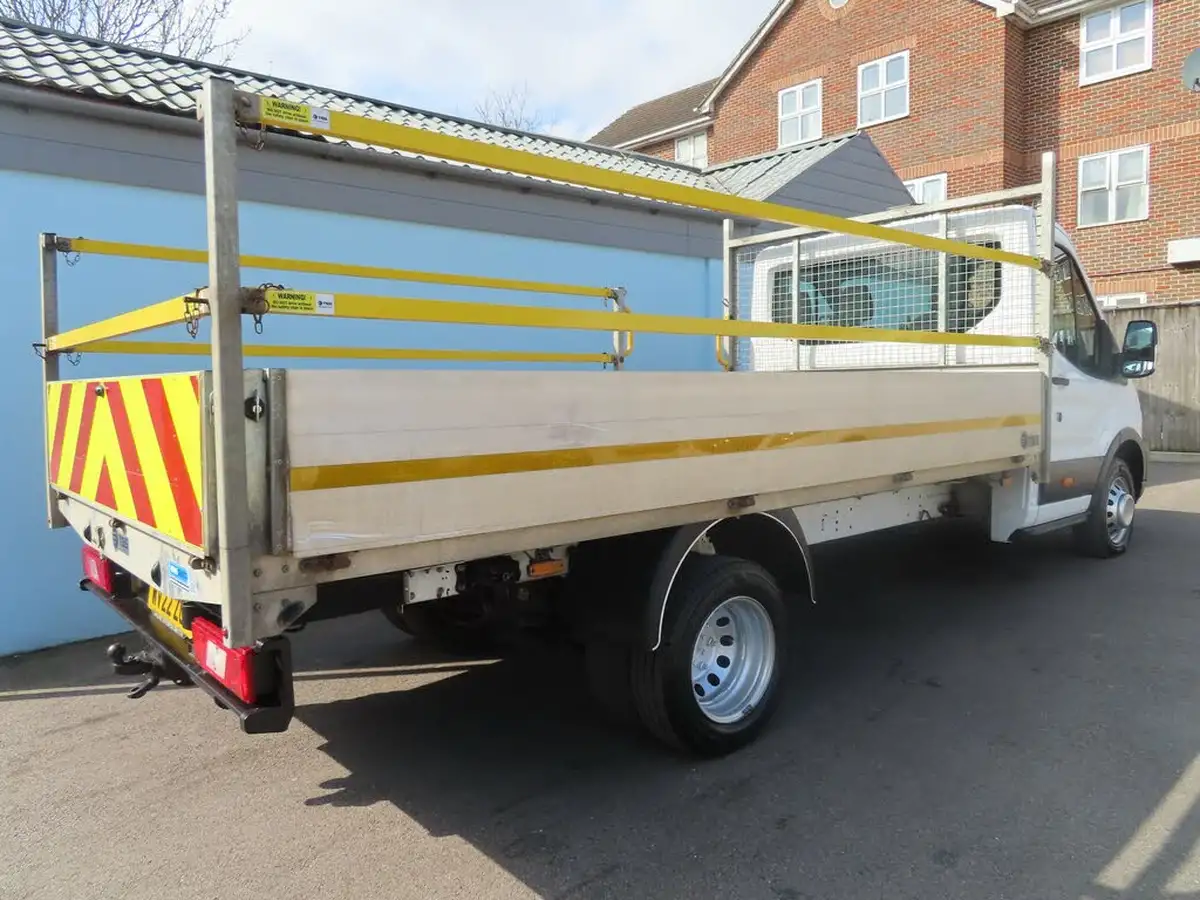 2022-ford-transit-20tdci-350-l2h1-leader-130pseu6dt-fwd-cab-big-2