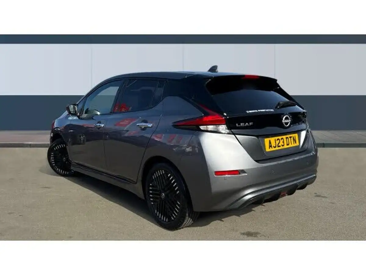 2023-nissan-leaf-e-tekna-39kwh-big-1