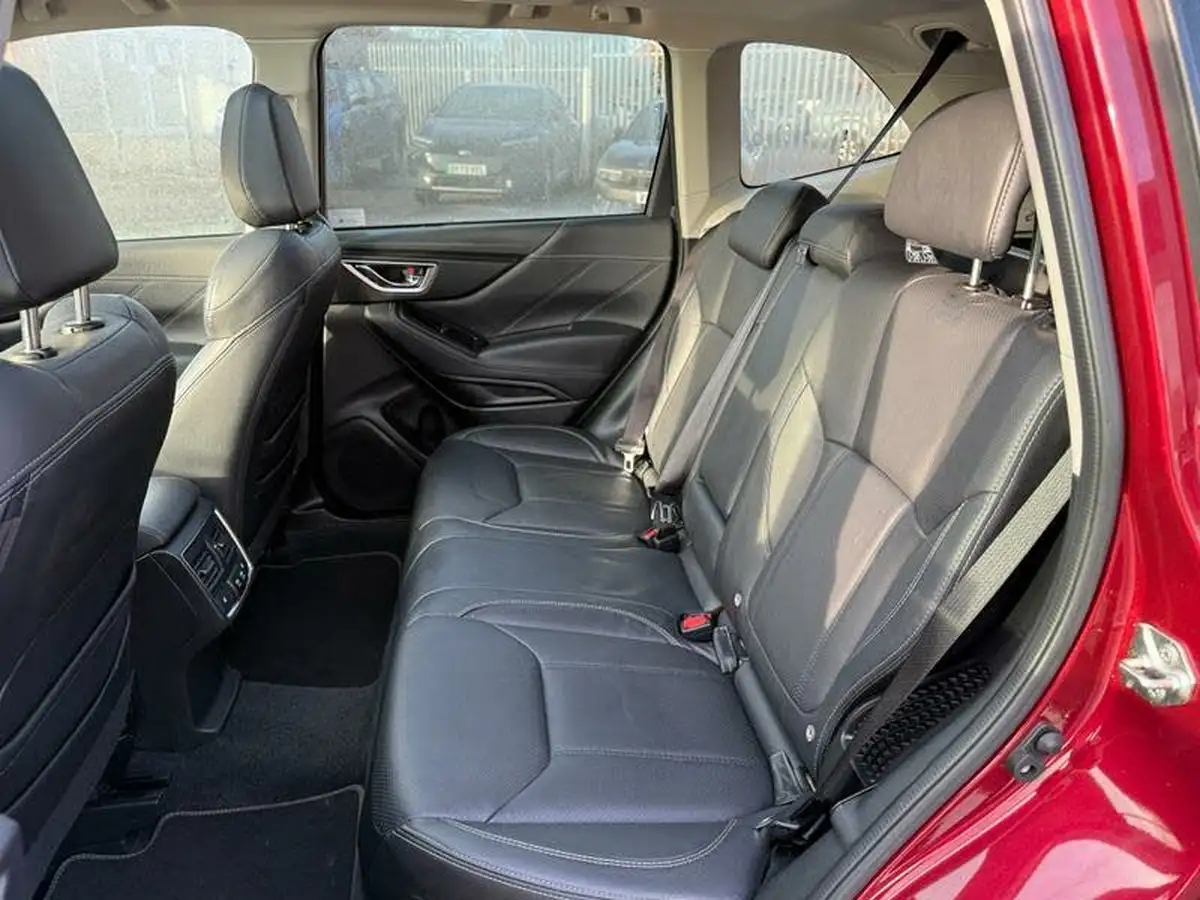 2020-subaru-forester-20-e-boxer-xe-premium-big-9