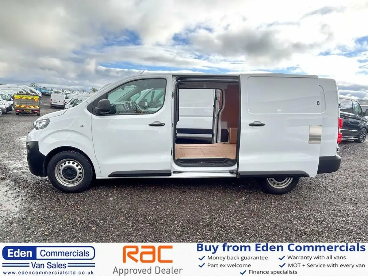 2023-peugeot-expert-15-bluehdi-professional-premium-long-1000-big-7