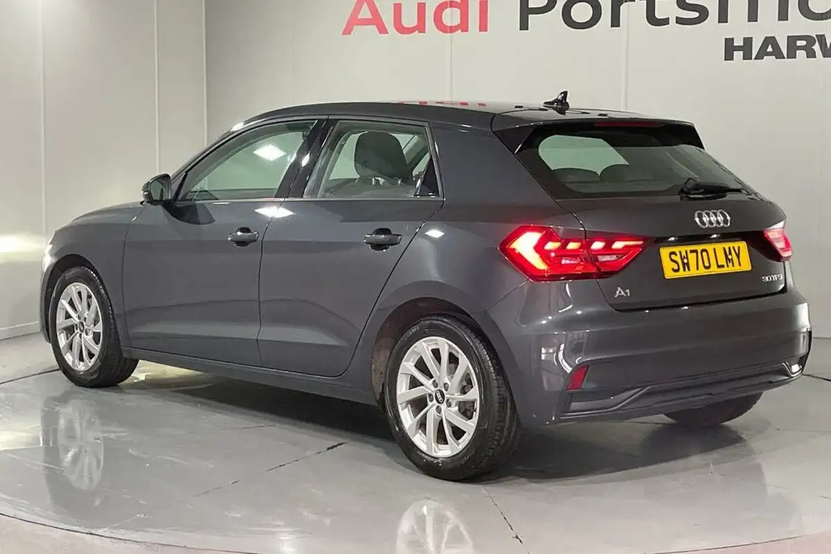 2021-audi-a1-10-30-tfsi-sport-110ps-big-8