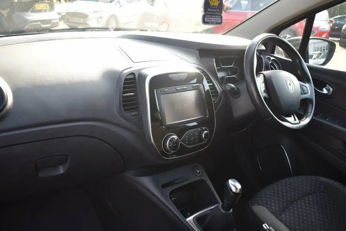 2018-renault-captur-09-tce-dynamique-s-nav-big-8