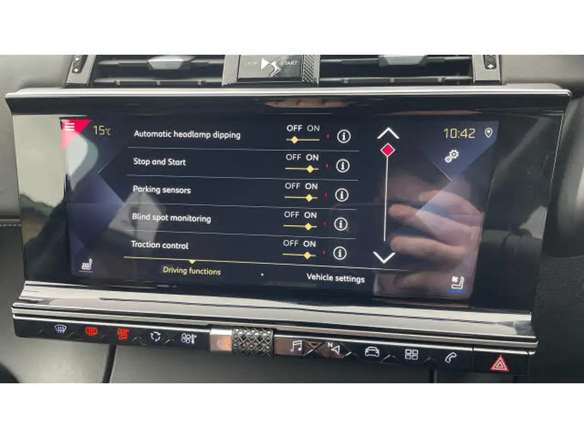 2019-ds-ds-7-crossback-16-puretech-ultra-prestige-ss-big-30