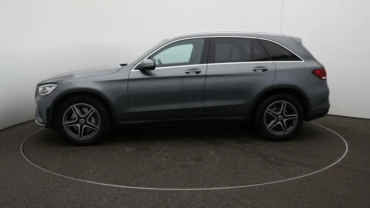 2020-mercedes-benz-glc-class-20-glc300-amg-line-station-wagon-5d-big-57