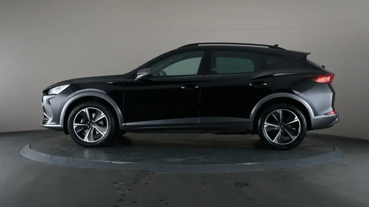 2021-cupra-formentor-14-e-hybrid-v1-big-33