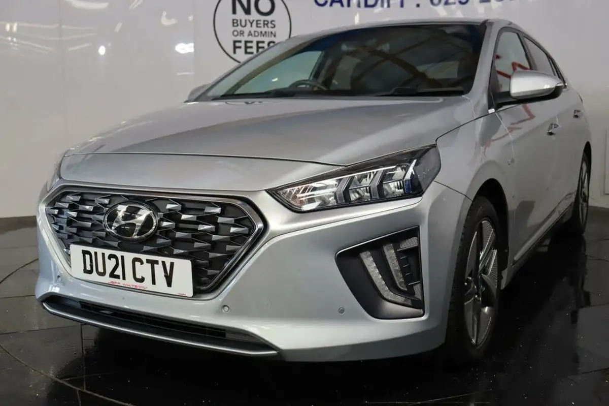 2021-hyundai-ioniq-16-gdi-premium-se-hybrid-big-12