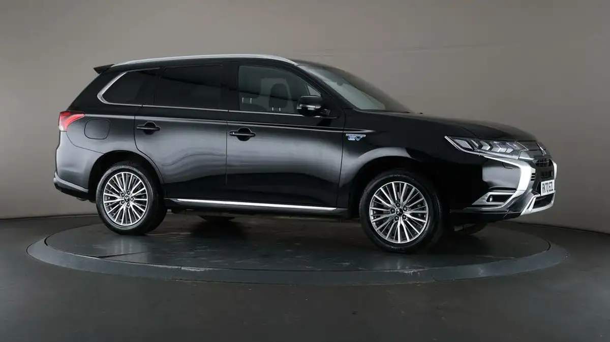 2020-mitsubishi-outlander-24-exceed-phev-big-57