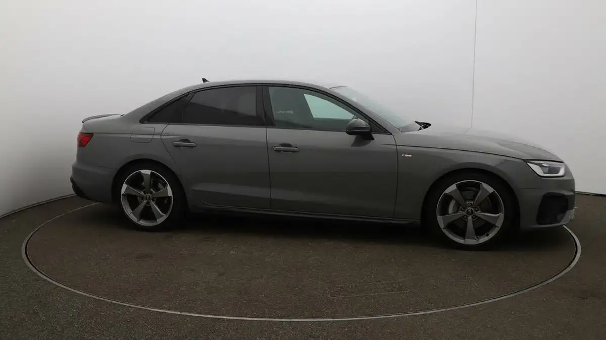 2022-audi-a4-20-40-tfsi-black-edition-big-48