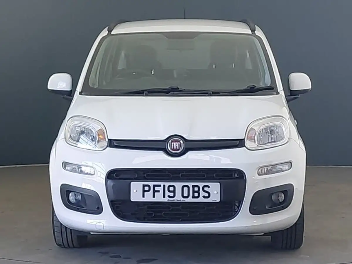 2019-fiat-panda-12-lounge-ss-big-18