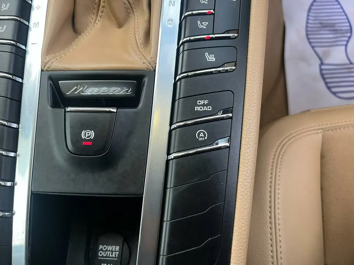 2015-porsche-macan-30-s-big-56